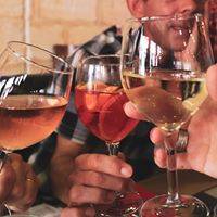 Bar tapas avec large choix de vin Bordeaux